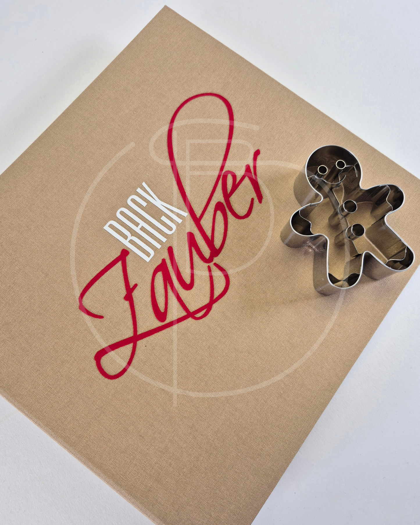 Backzauber Set – das Ringbuch für süße Rezepte mit Ausstechform